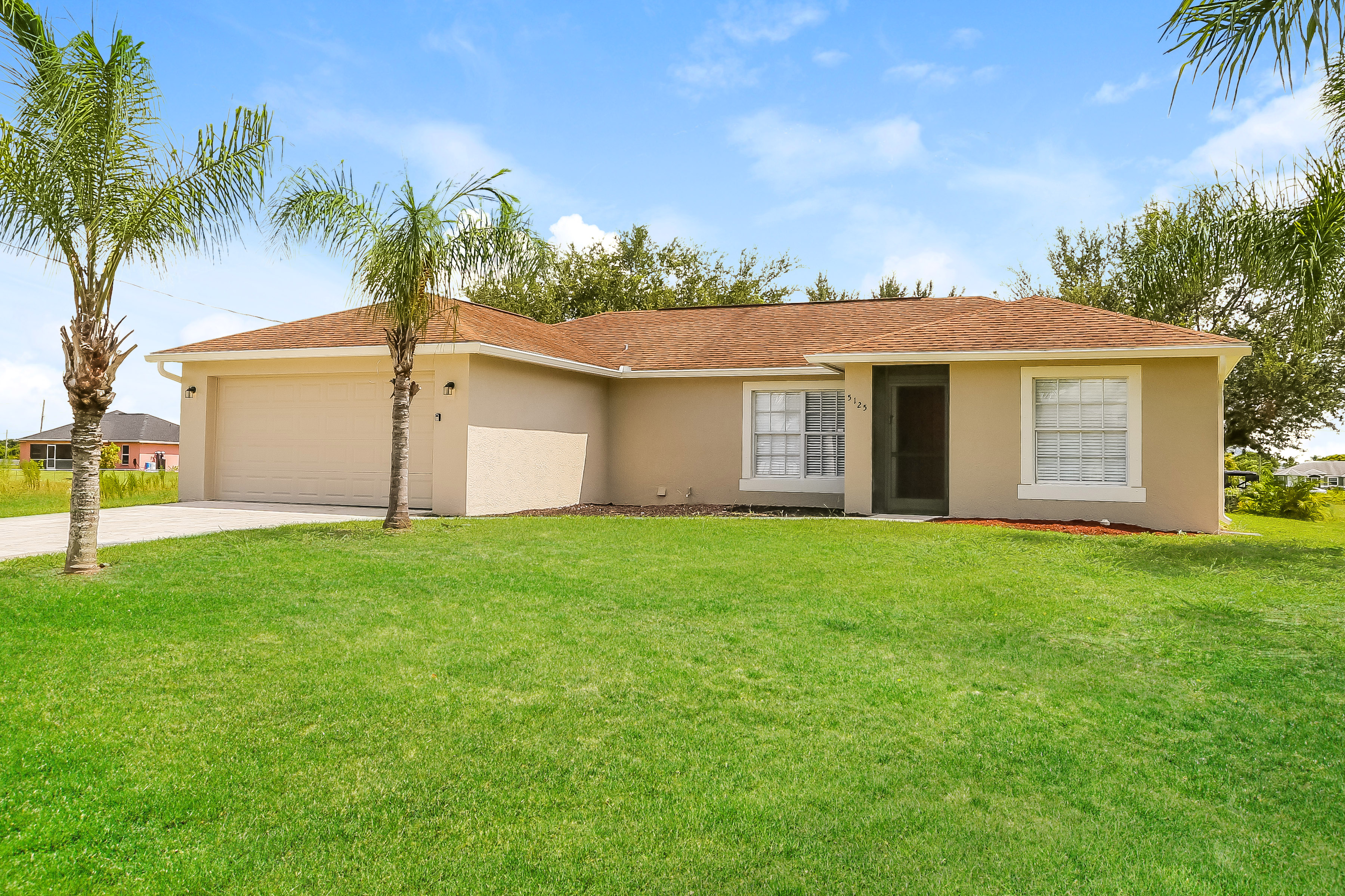 5125 Beecher St Lehigh Acres, FL 33971